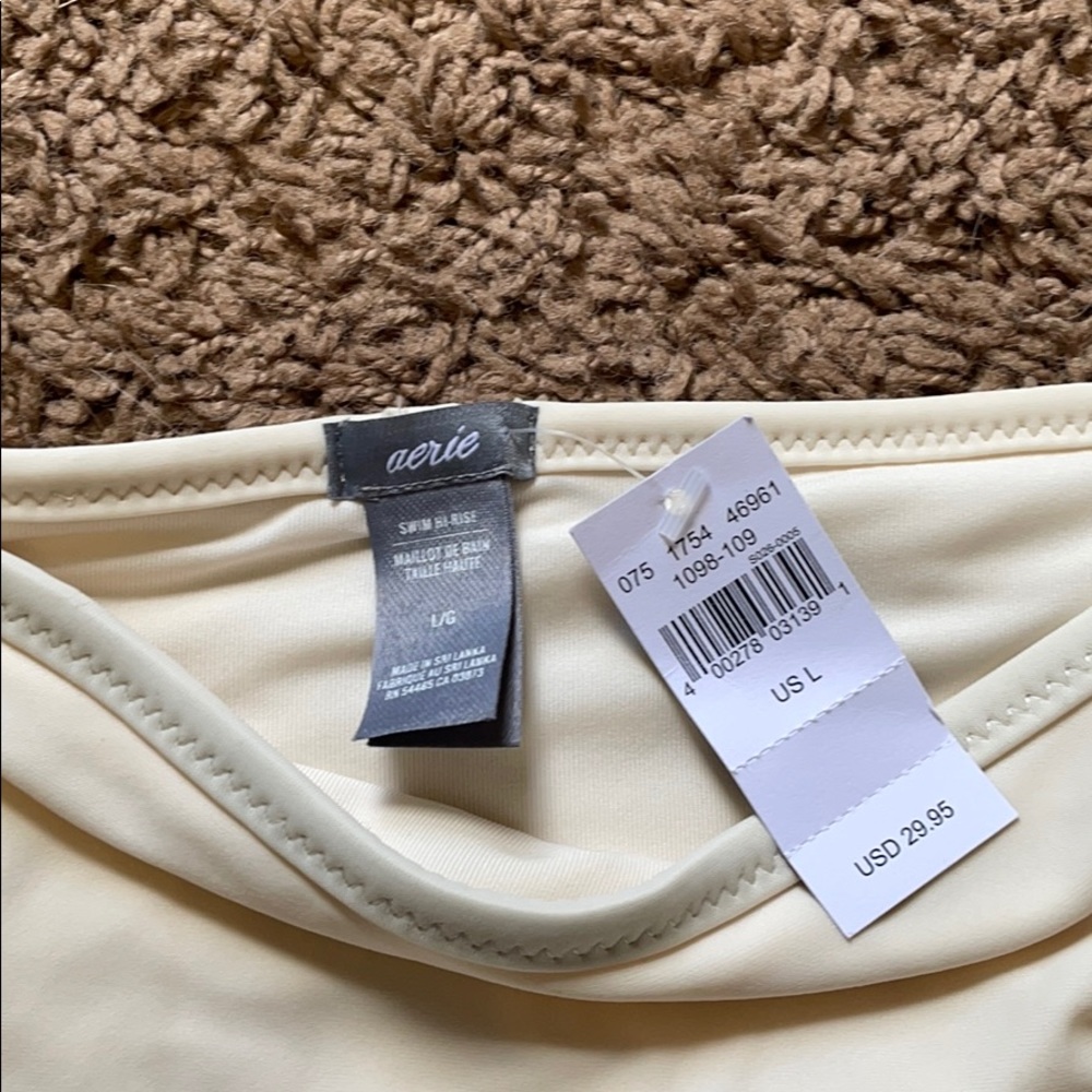 Never worn Aerie high waisted swimsuit bottoms - Picture 2 of 5